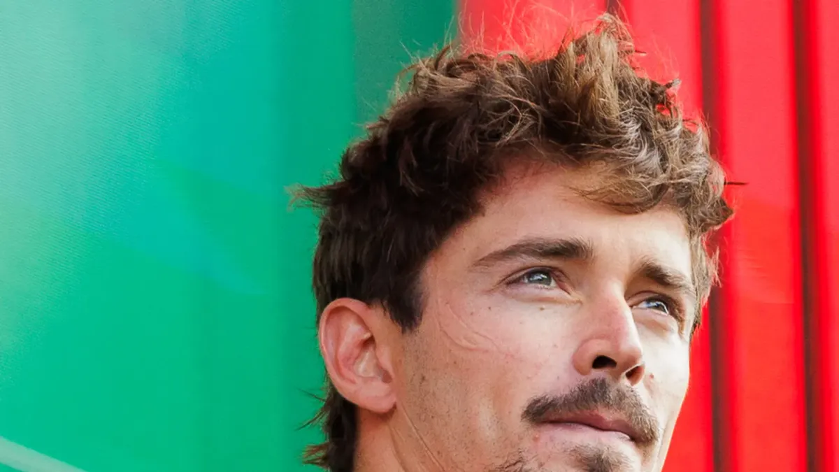 Porträttbild av Charles Leclerc.